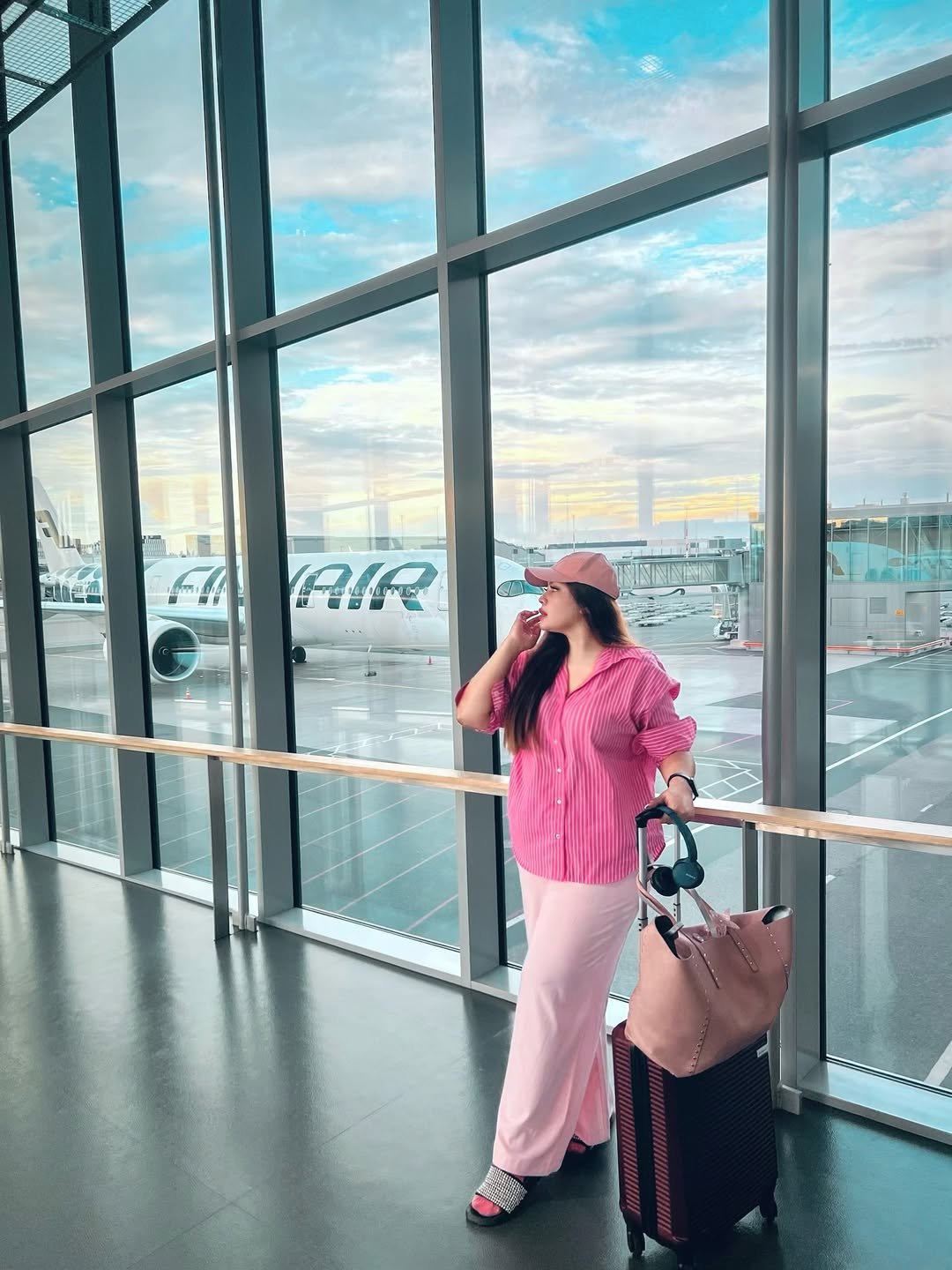 Bright Fuchsia Stripe & Blush Wide-Leg Vacation Travel