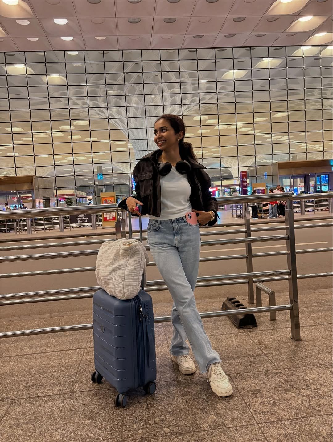 Classic Denim Fit Casual Travel Wear