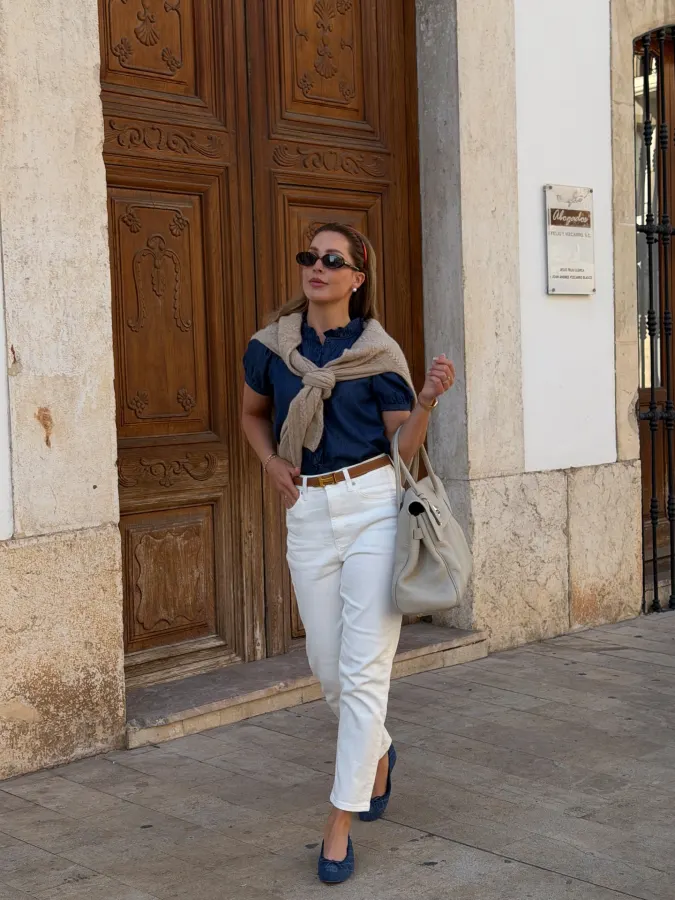 Dark Denim and Neutral Layered Knits for Everyday Weekend Ease