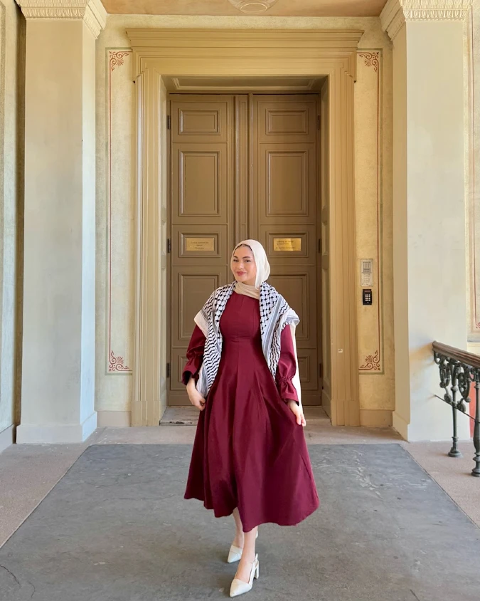 Deep Burgundy Midi: Elegant Layering for Graduation Milestones