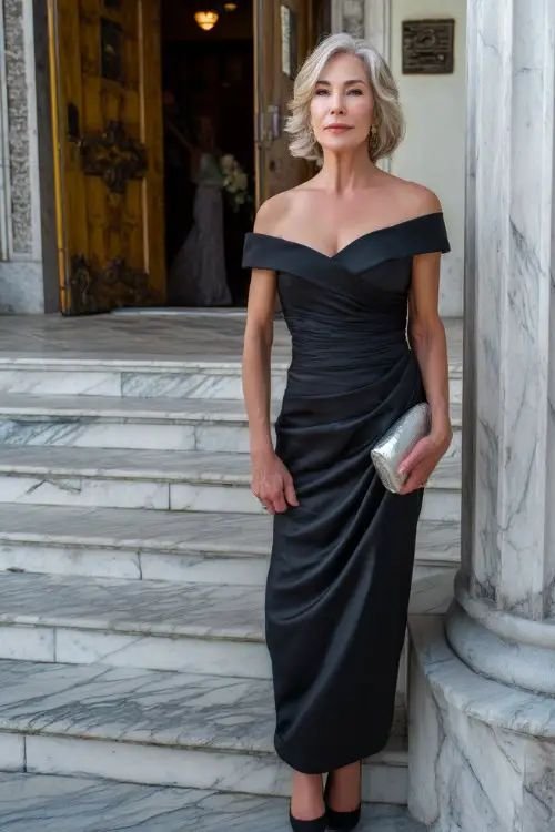 Elegant Black Fitted Evening Gown Formal Celebration Glamour