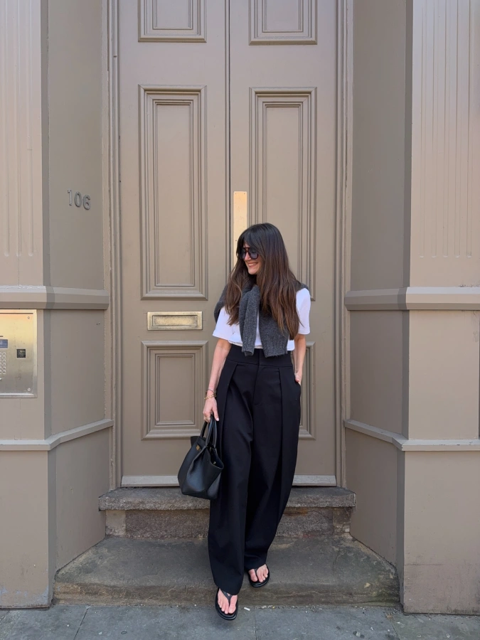 Minimalist Monochrome: Relaxed Tailoring for Effortless Office Days