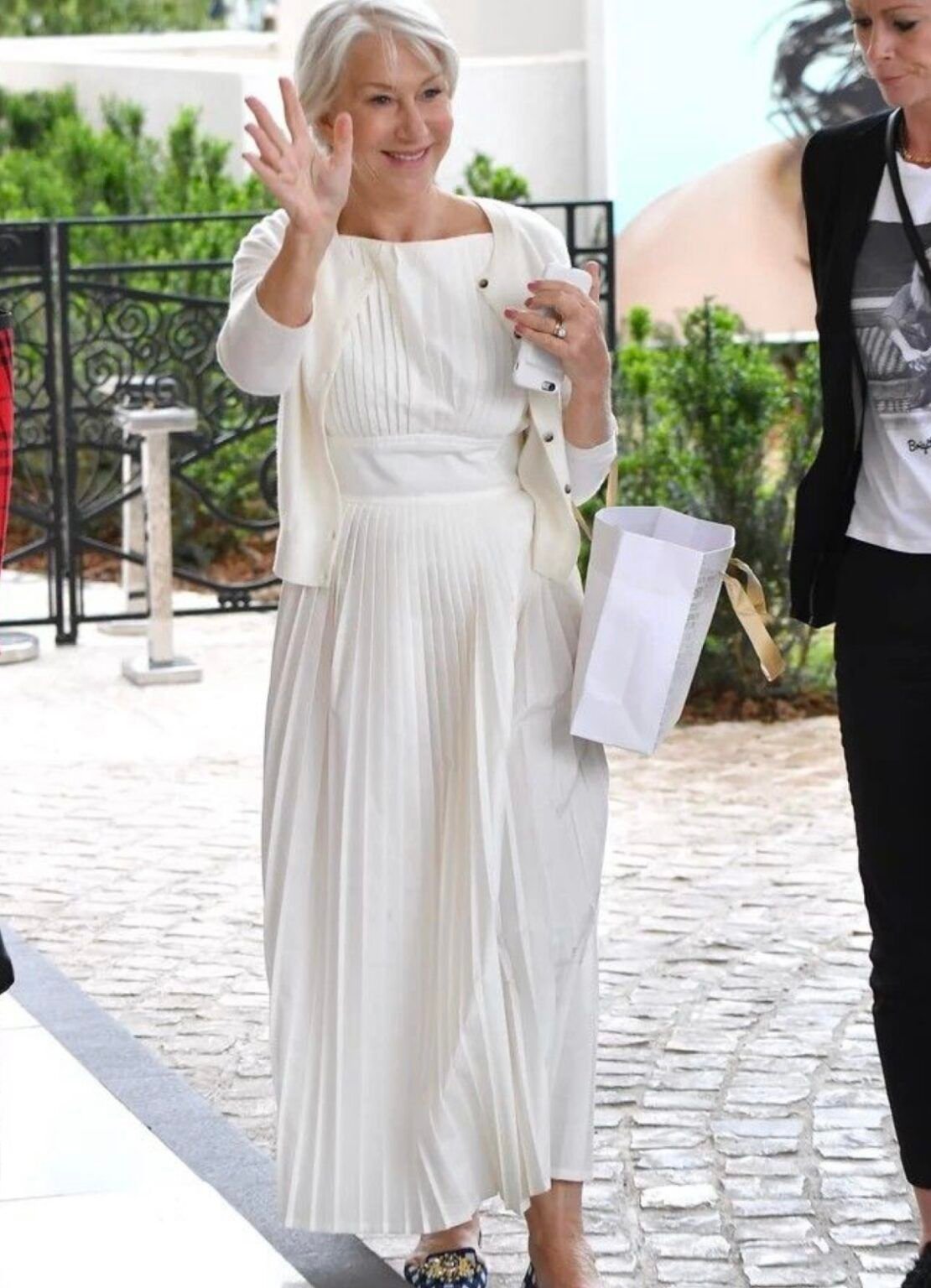 Monochromatic Cream Pleated Midi Elegant Wedding Guest Attire