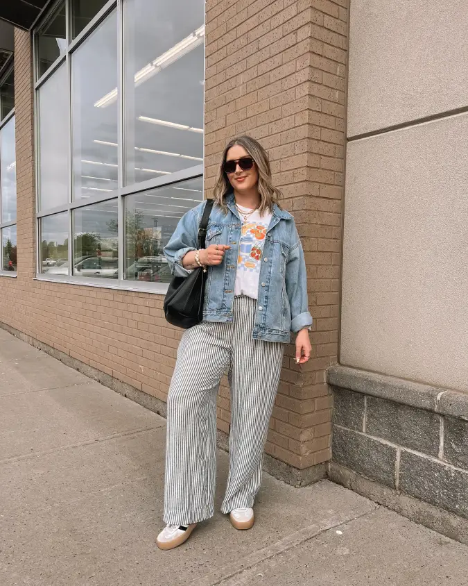 Oversized Denim and Striped Linen: Effortless Daily Uniform
