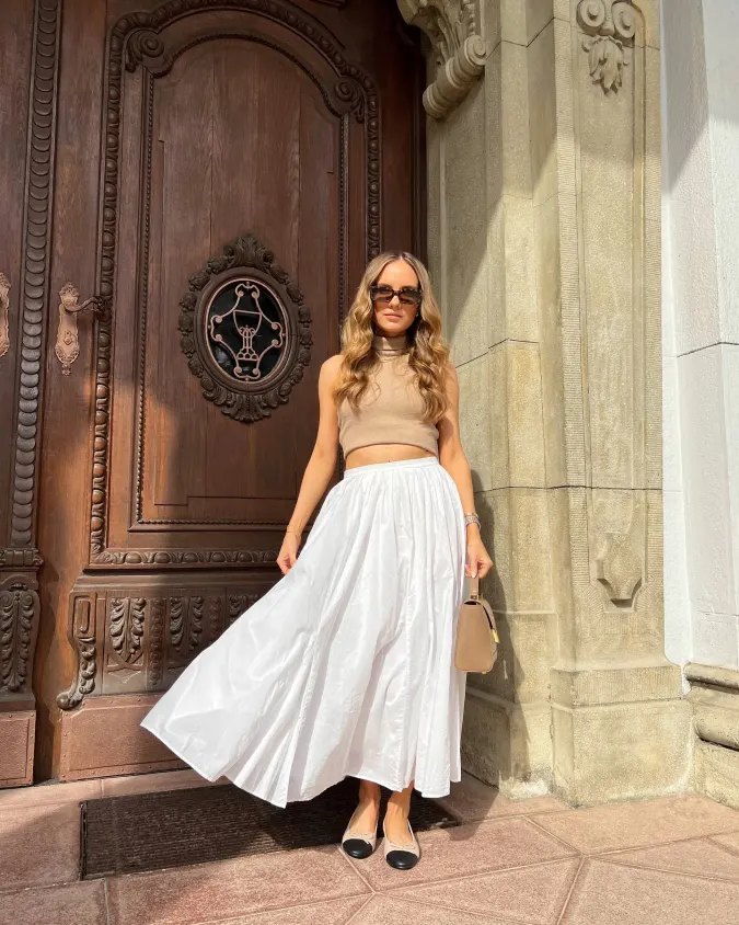 Sand and Crisp White Maxi: Relaxed Summer Elegance