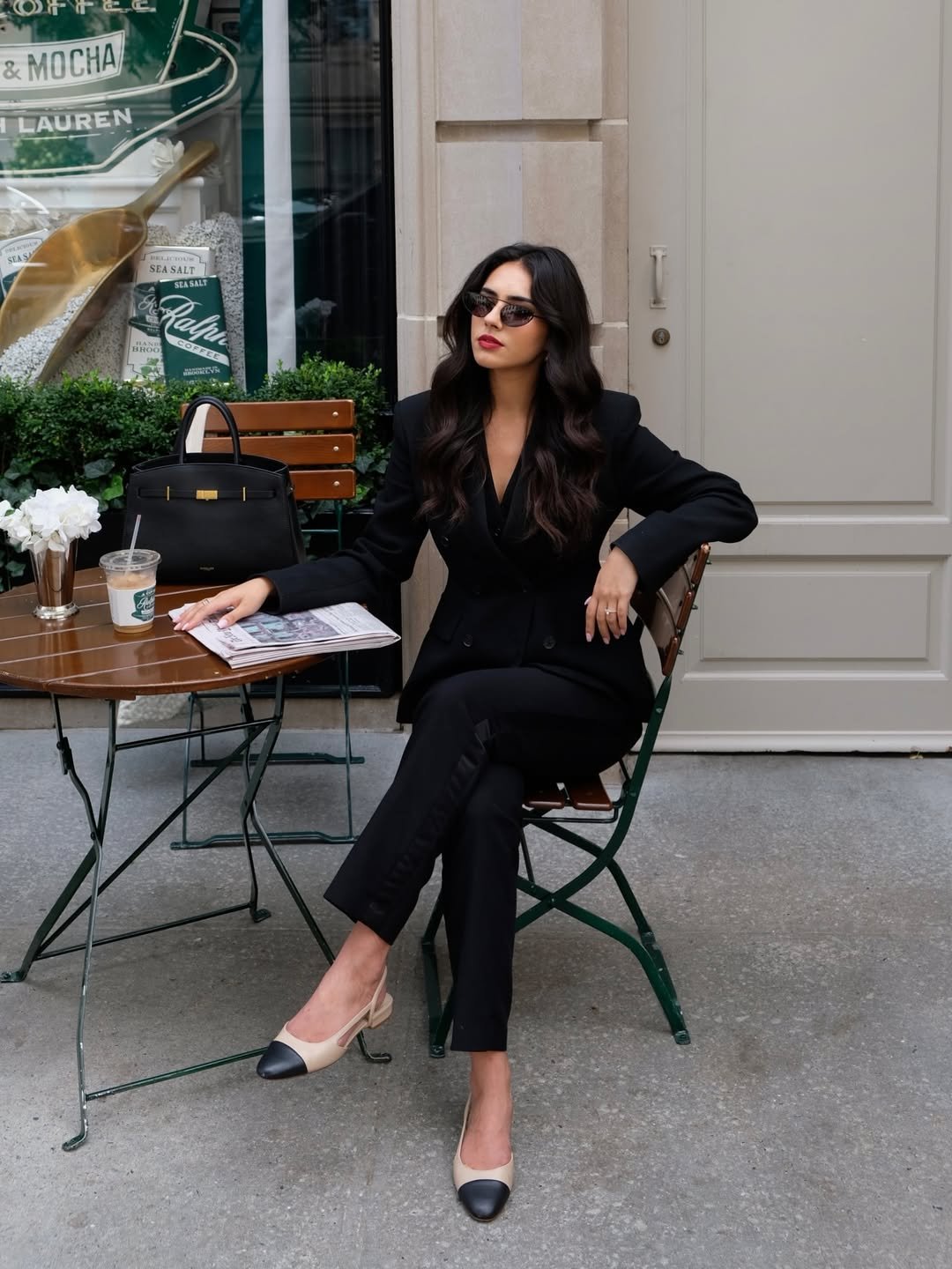 Sharp Onyx Tailored Suiting for Effortless Office Elegance