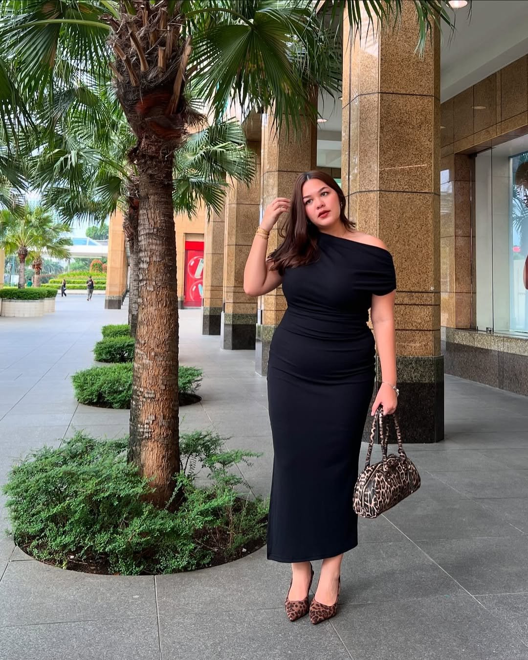Sophisticated One-Shoulder Black Dress and Leopard Print Accessories