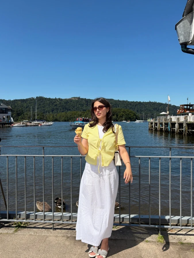 Yellow and White Textures: Breezy Lakeside Layers