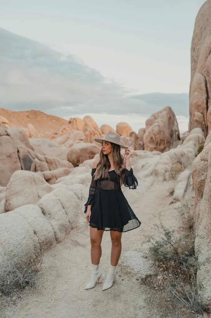 Black Flowy Dress With Desert Hat