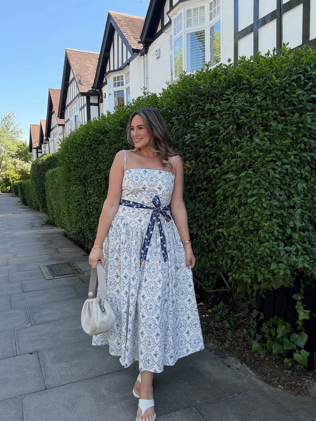 Effortless Blue and White Cotton Midi Dress The Ultimate Casual Weekend Style