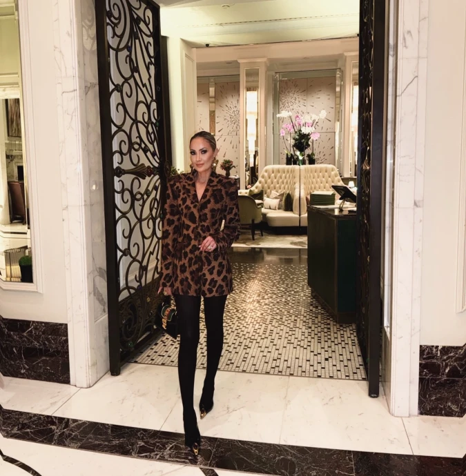 Brown Leopard Blazer with Sleek Black Base Look