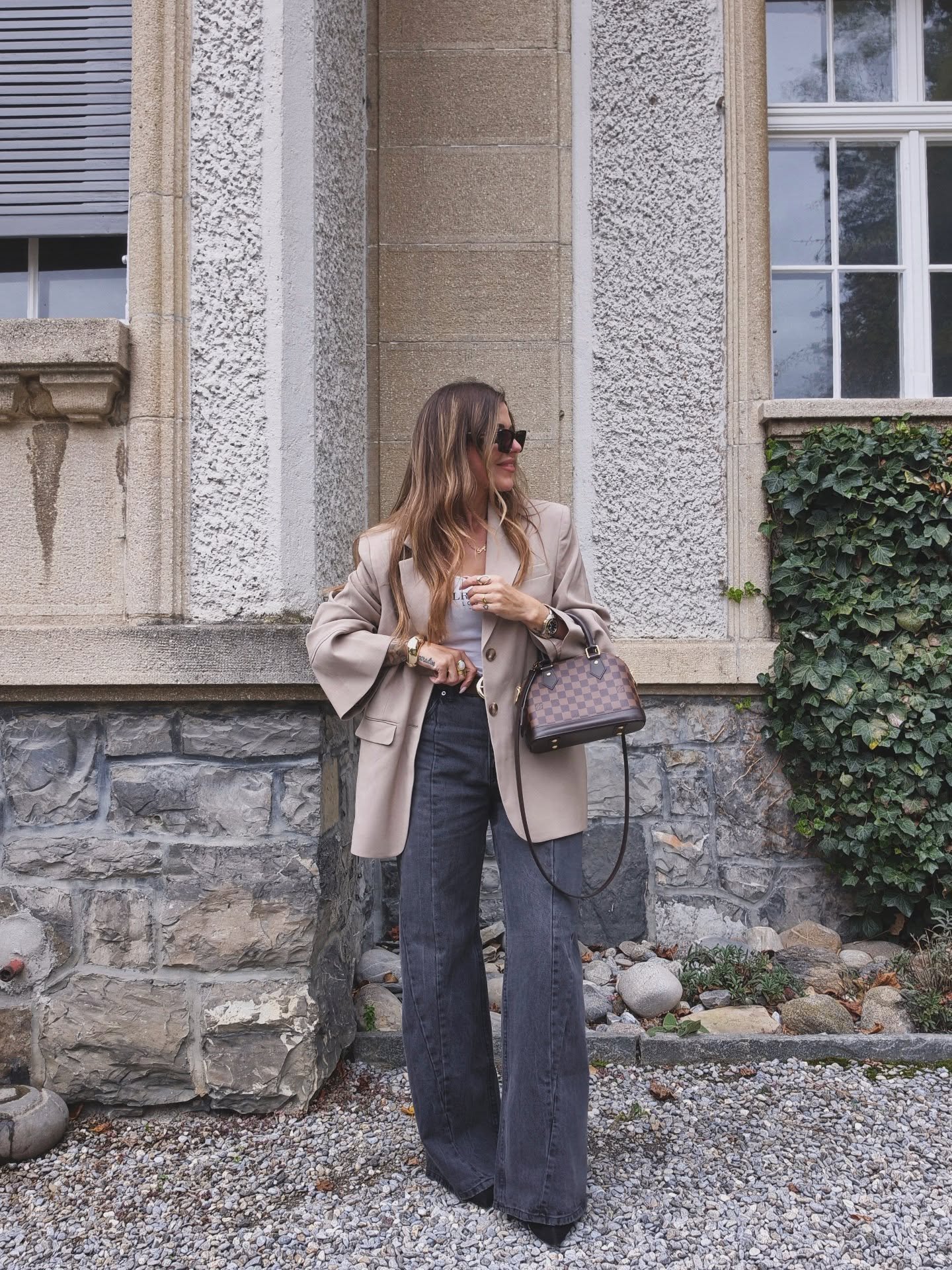 Charcoal Seamed Wide-Leg Jeans with Oversized Beige Blazer