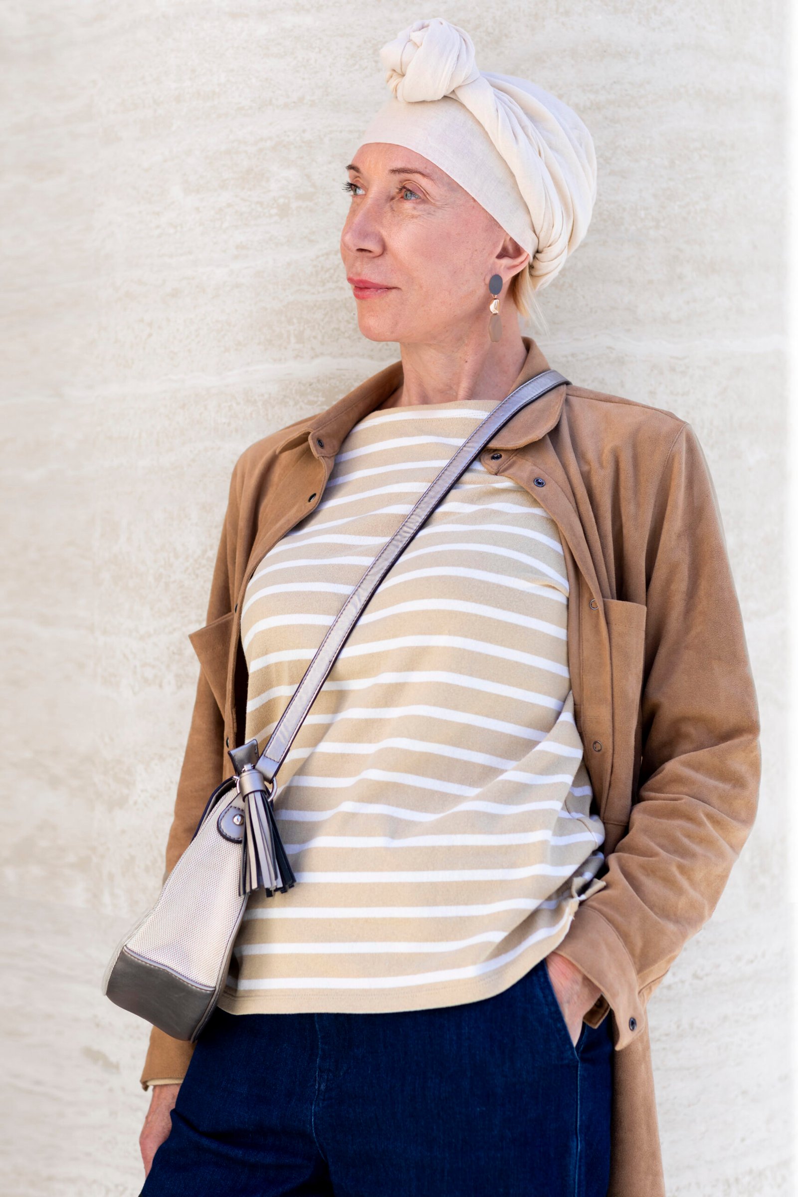 Chic Neutrals and Easy Layers: Everyday Walking Outfit