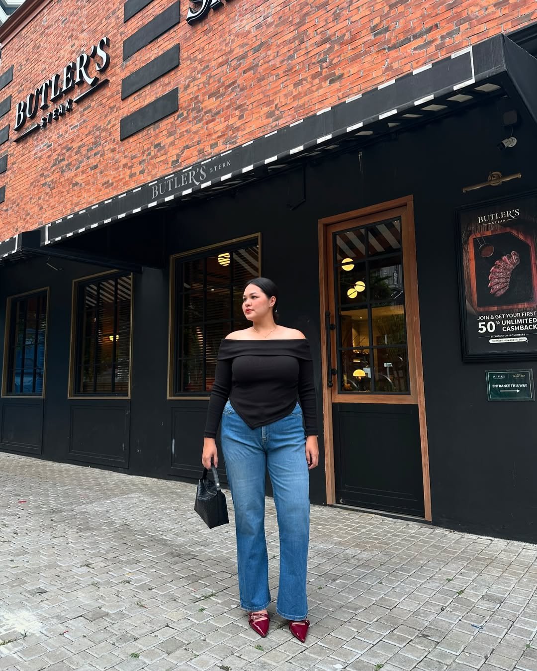 Chic Off-The-Shoulder Denim Contrast Effortless City Streetwear