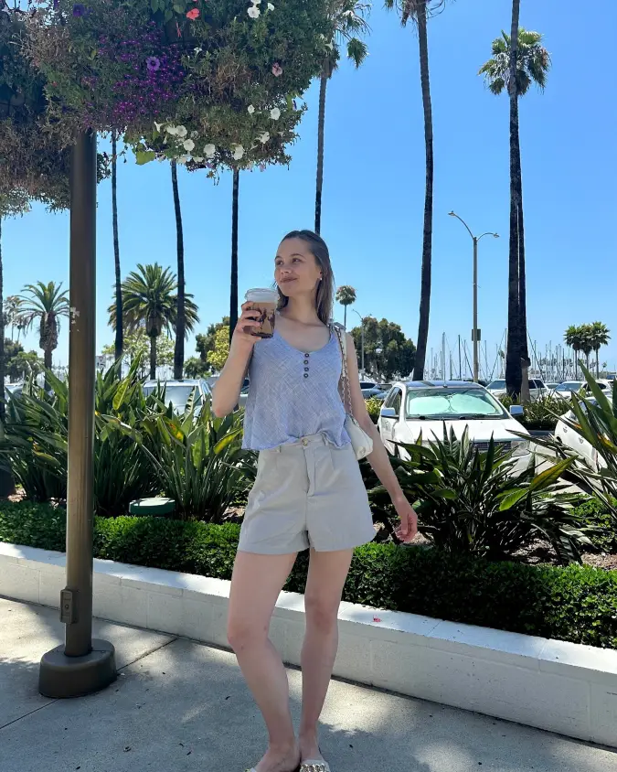 Coastal Café Summer Outfit