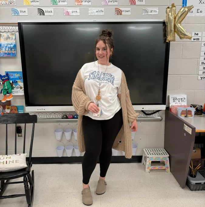 Cozy Beige Cardigan With Black Leggings For Comfy School Pickup Mom Style