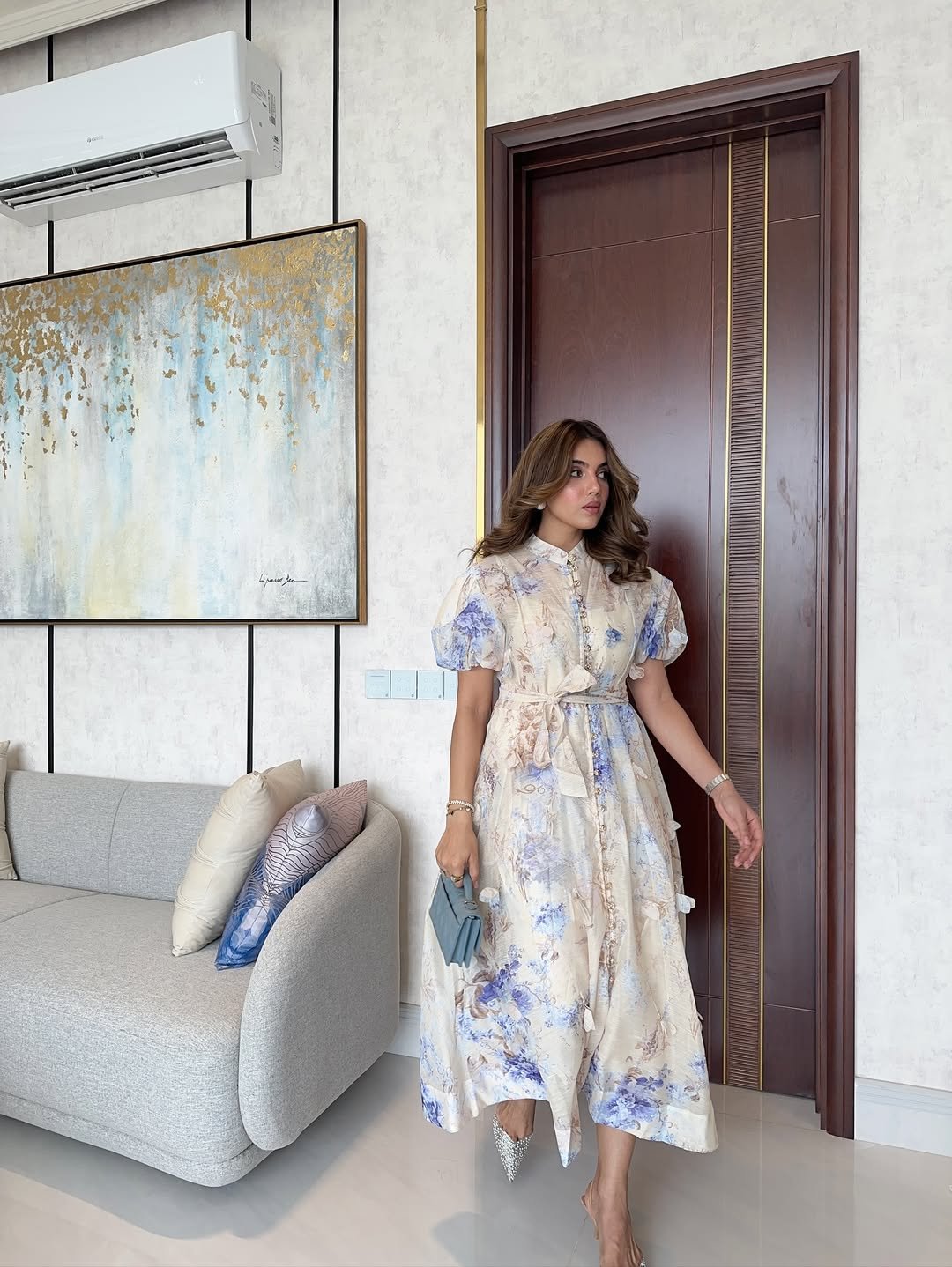 Cream and Purple Floral Puff-Sleeve Dress with Gold-Leaf Abstract Wall Art