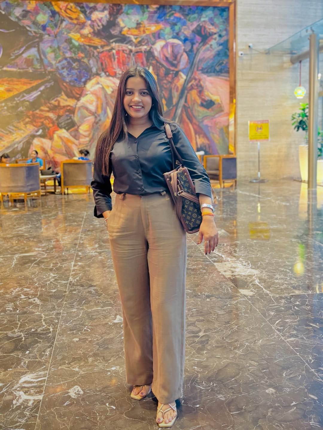 Crisp Button Down, Earthy Trousers, Relaxed Creative Interview Style
