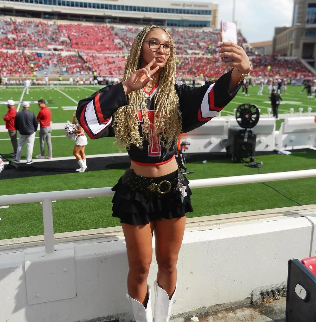 Cropped Team Jersey, Bold Accents, and Ruffled Mini Skirt Sporty Tailgate Edge