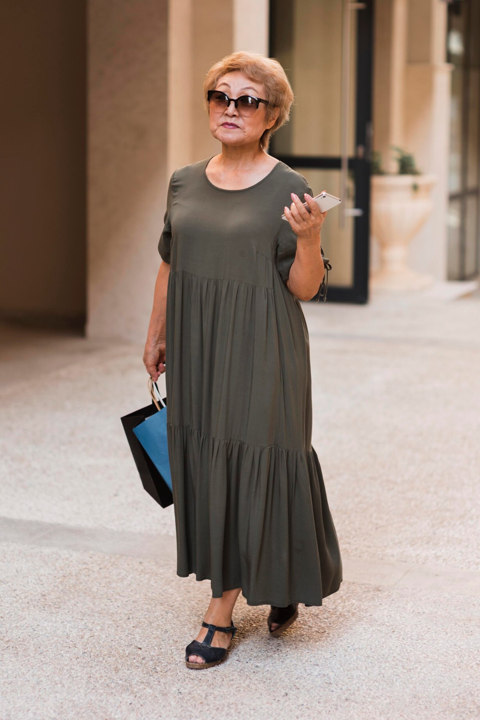 Effortless Earthy Maxi: The Ultimate Functional Chic Weekend Uniform