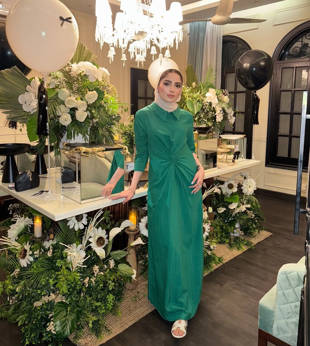 Emerald Green Collared Maxi Dress with Center Knot Detailing