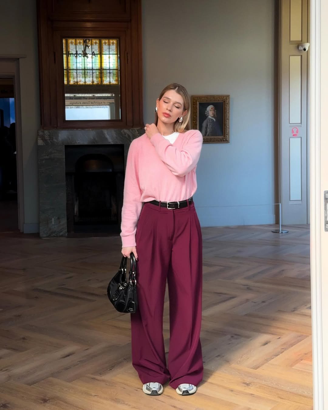 Monochromatic Color Block Trousers and Soft Knit