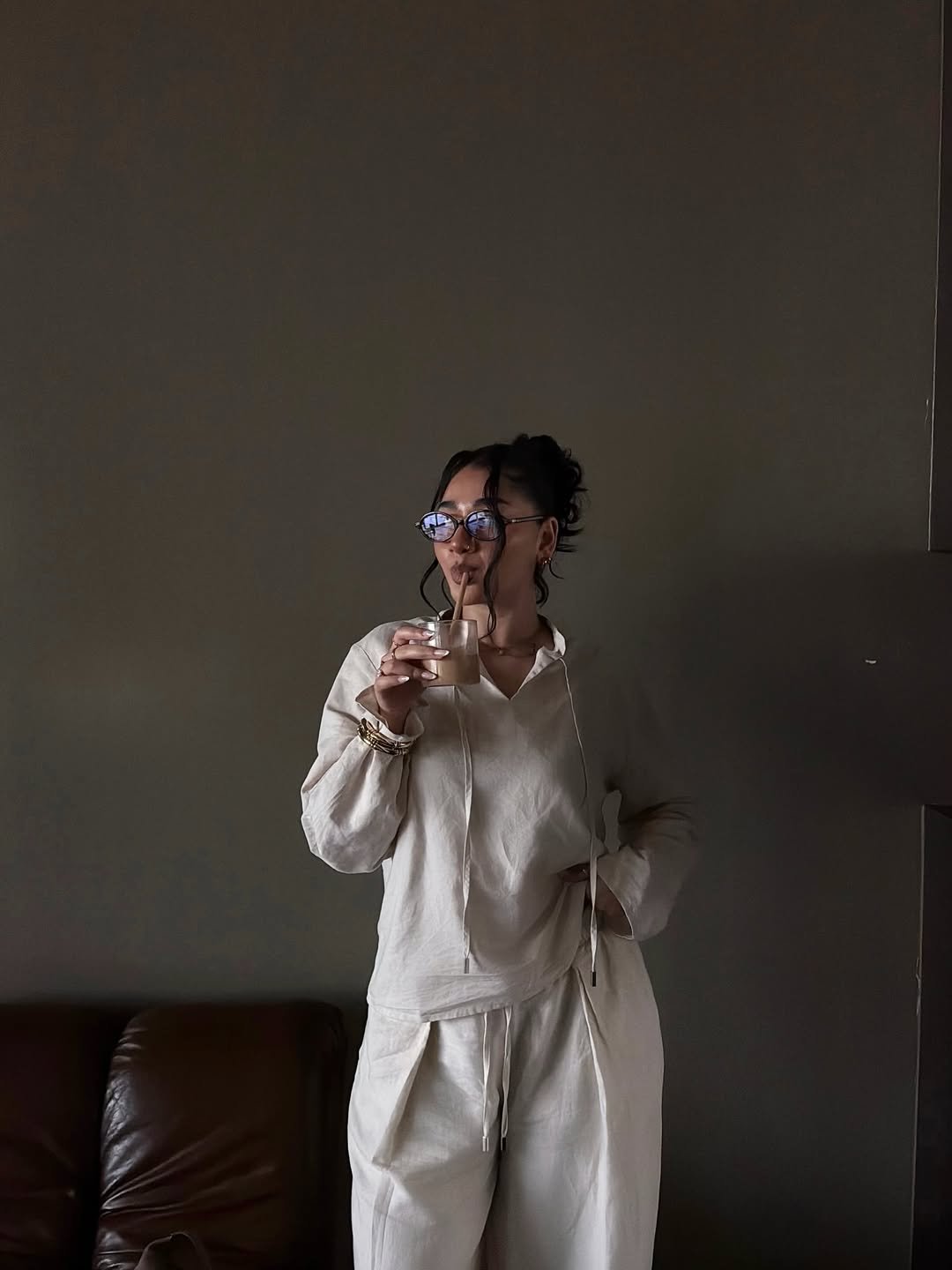 Monochromatic Oatmeal Linen Lounge Set Effortless Streetwear for Busy Days
