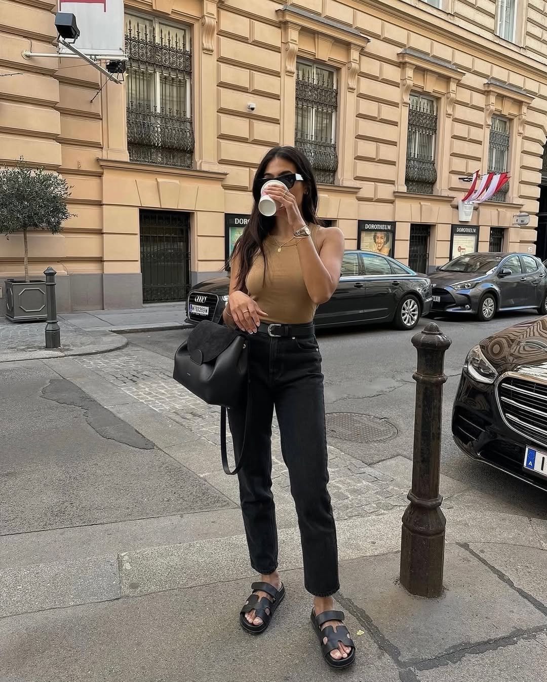 Neutral and Easy - Minimalist Chic for Hot Days