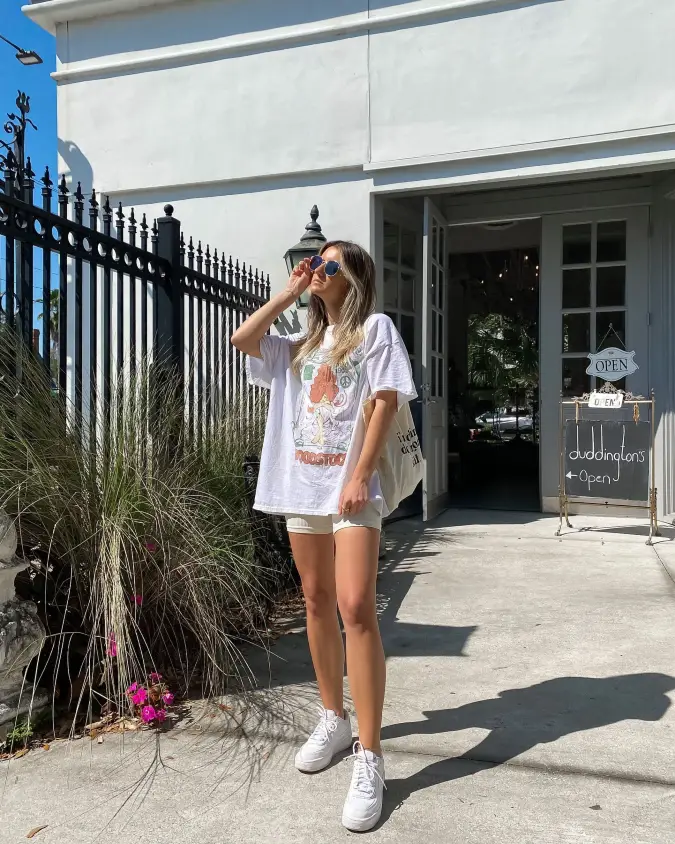 Oversized White Graphic Tee With Soft Biker Shorts For Sporty School Pickup Mom Style
