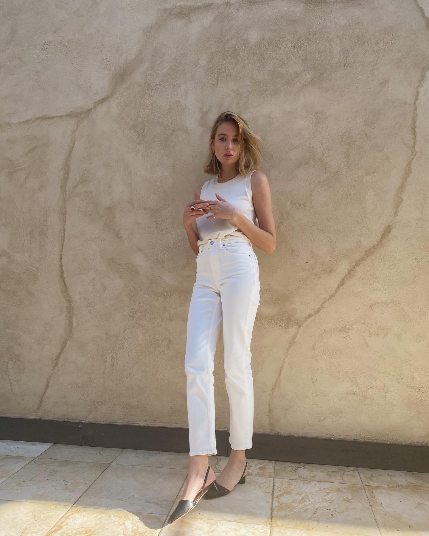 Slim-Fit High-Rise White Jeans with Matching Sleeveless Knit Top