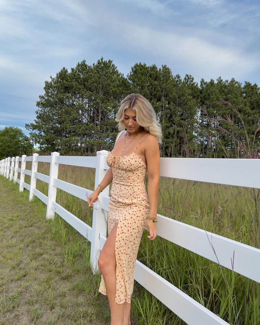 Soft Floral Midi Sundress Country Club Brunch Outfit Ideas