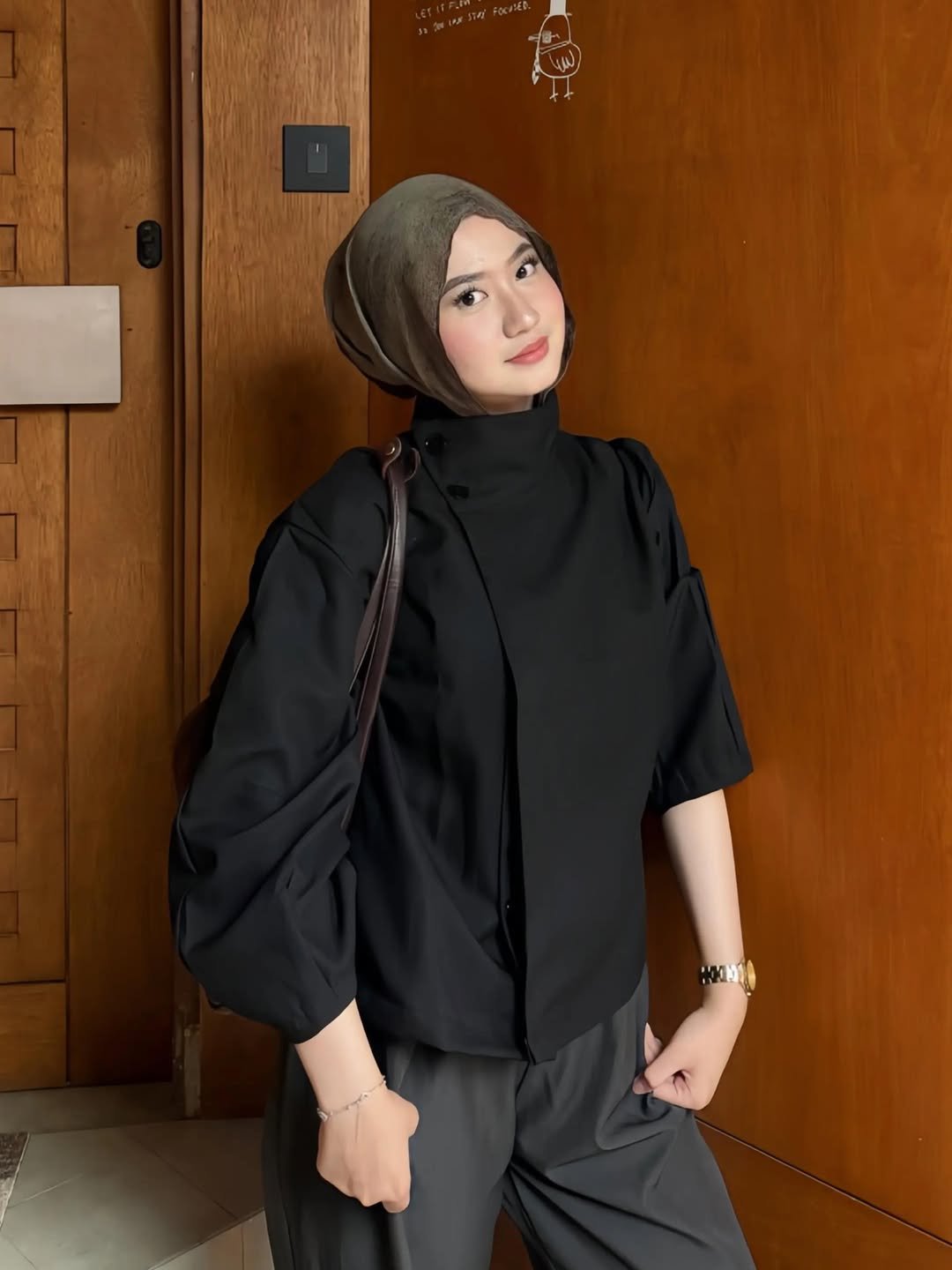 Sophisticated Charcoal Modest Set, Smart Conference Option