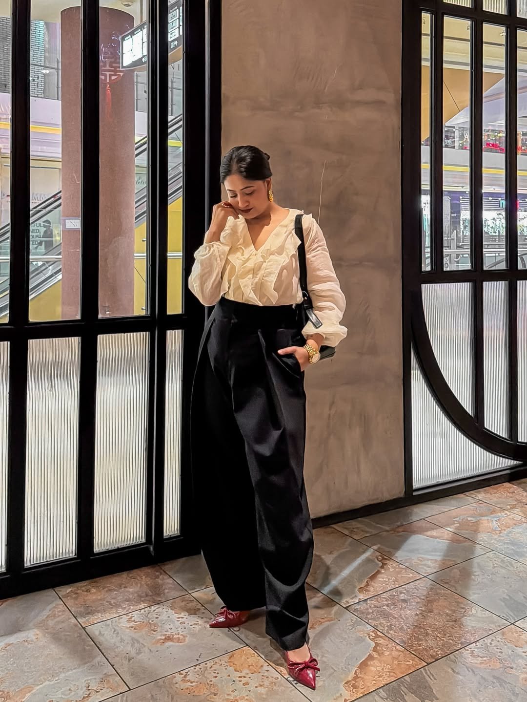 The Modern Chic Ensemble: Ruffled Blouse and Wide-Leg Trousers