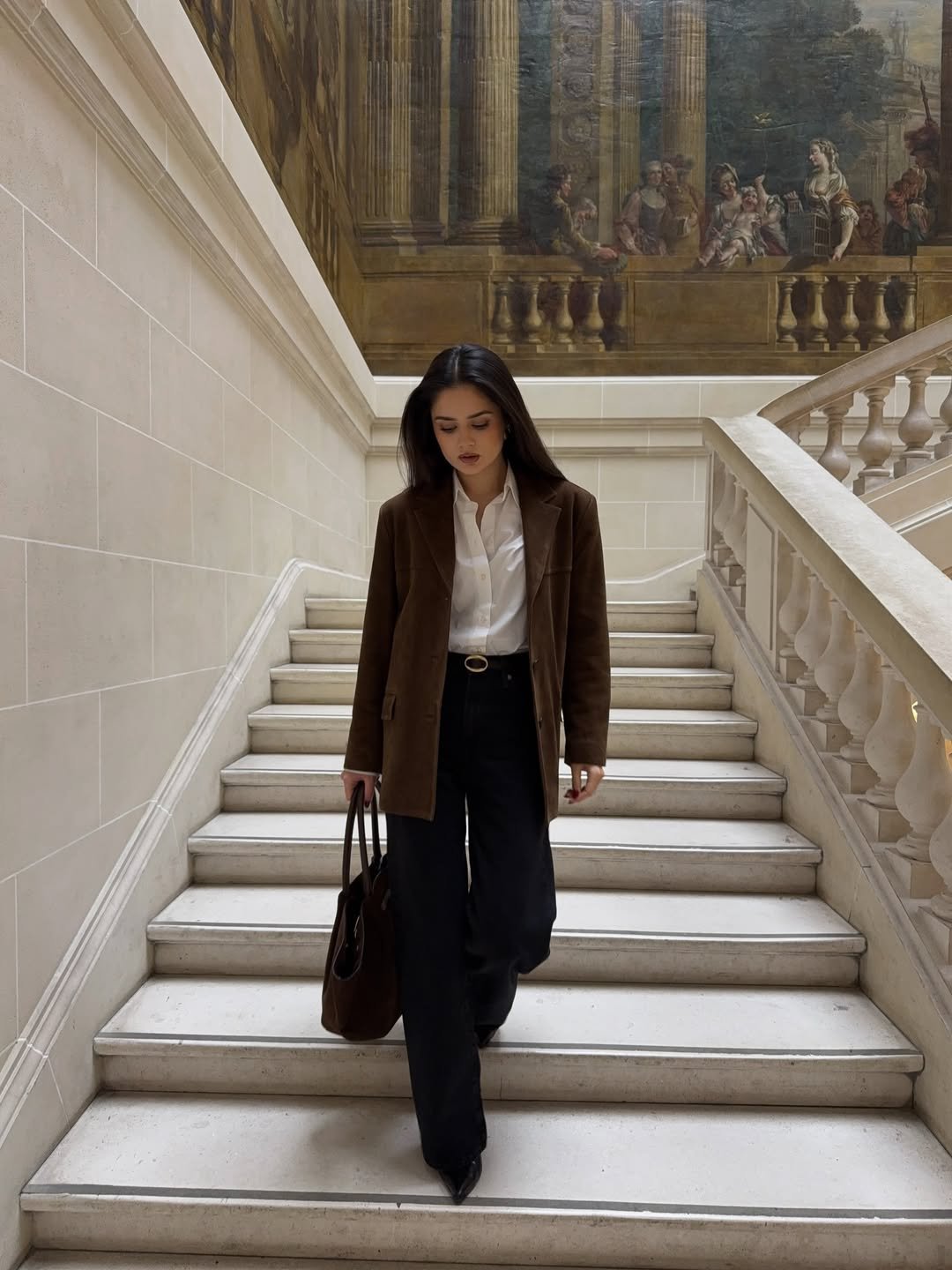 The Modern Minimalist Tailored Blazer Outfit