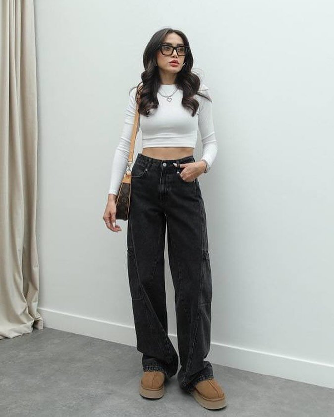 Baggy Seamed Denim with Fitted White Crop Top and Tan Suede Platforms