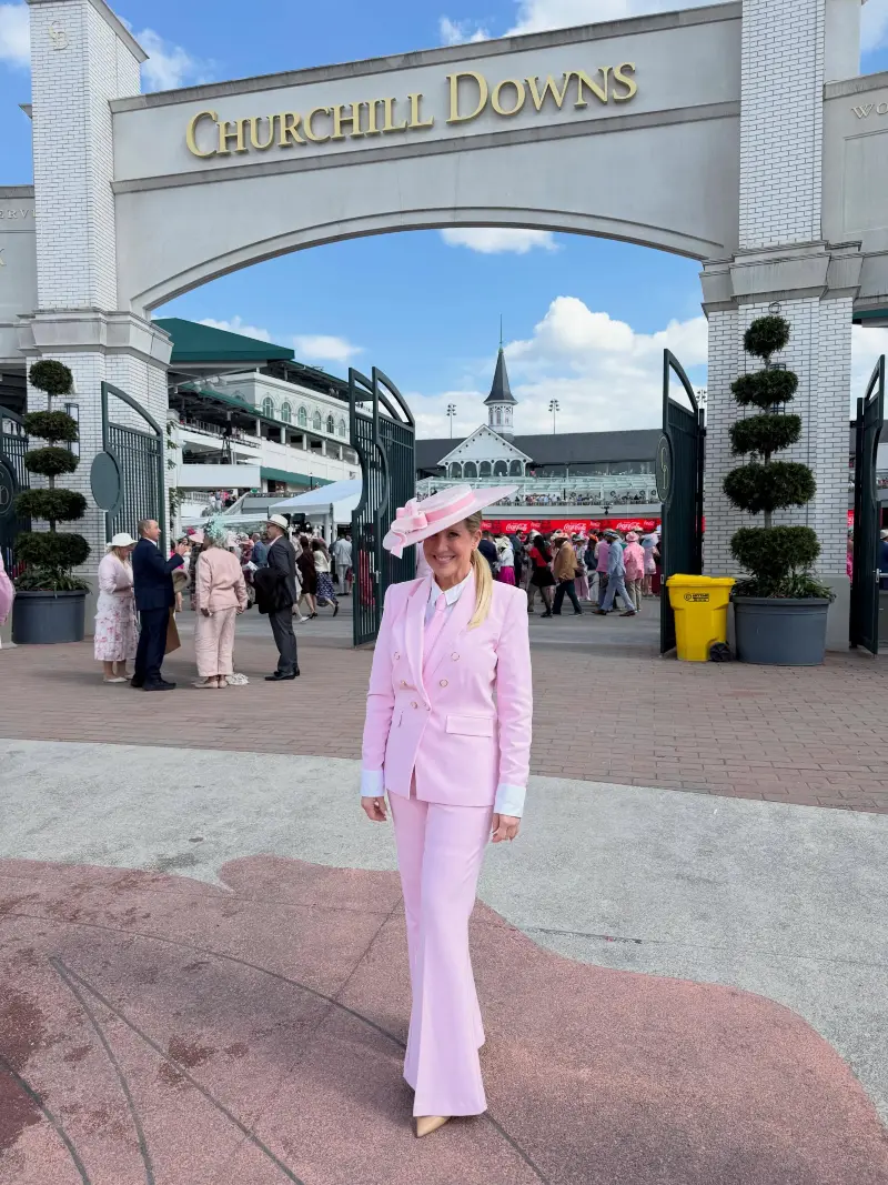 Pastel Pink Double-Breasted Trouser Suit with Matching Wide-Brim Hat