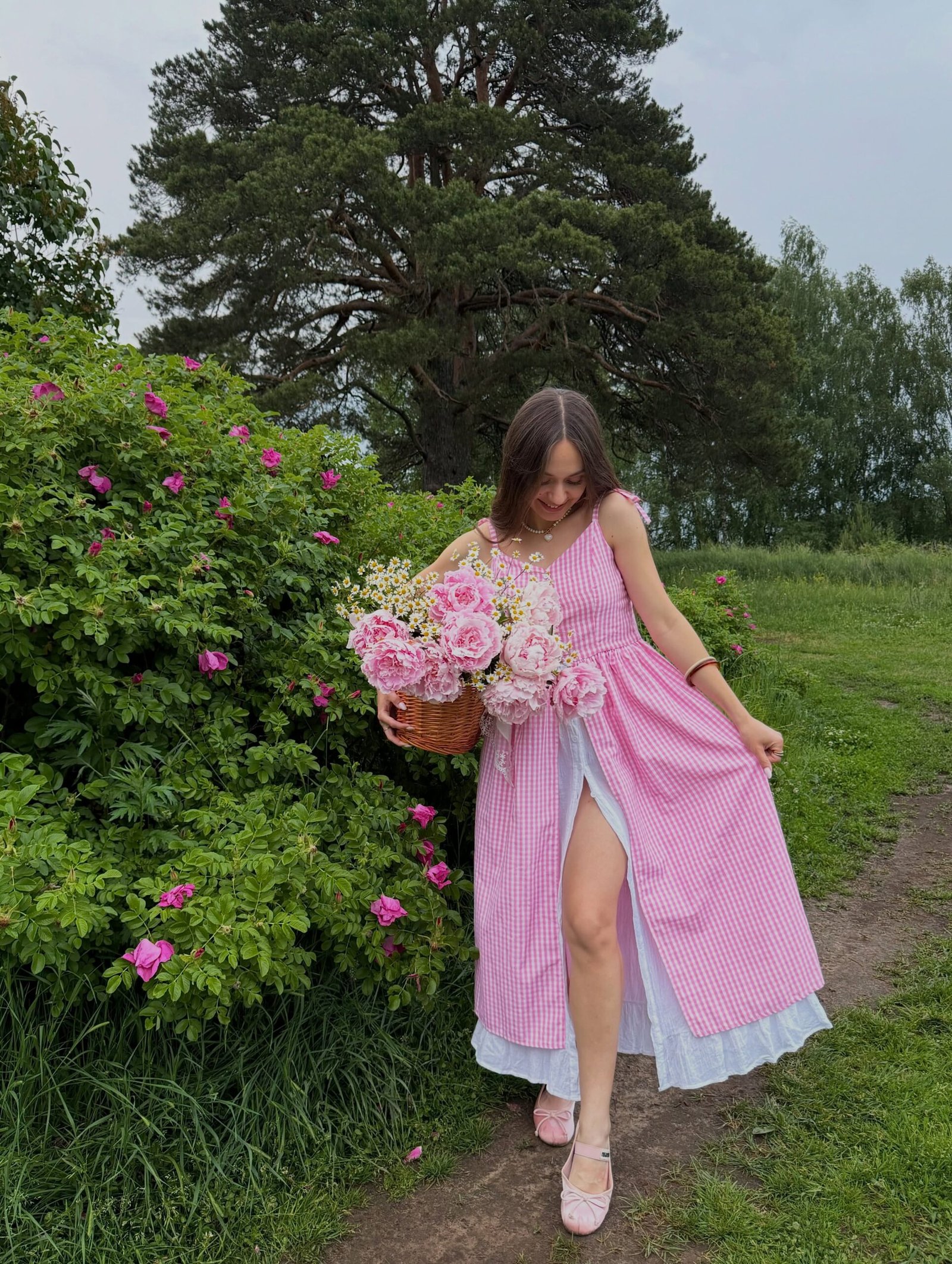 Pink Gingham Front-Slit Dress with Layered White Skirt and Soft Flats