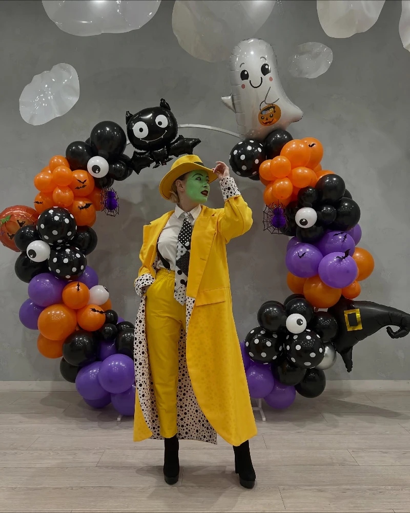 Canary Yellow Zoot Suit with Polka-Dot Lining and Green Face Makeup