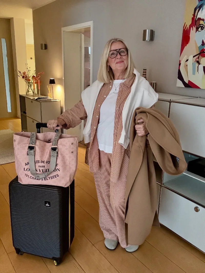 Soft Neutral Layered Travel Outfit